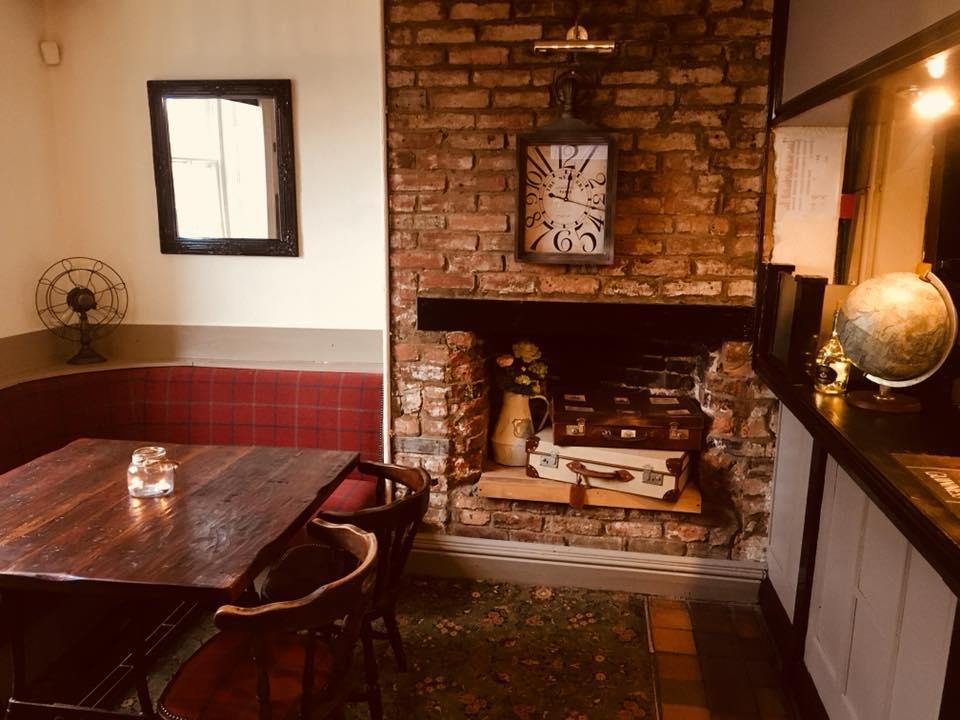 The Cross Keys Hotel Llanymynech Εξωτερικό φωτογραφία